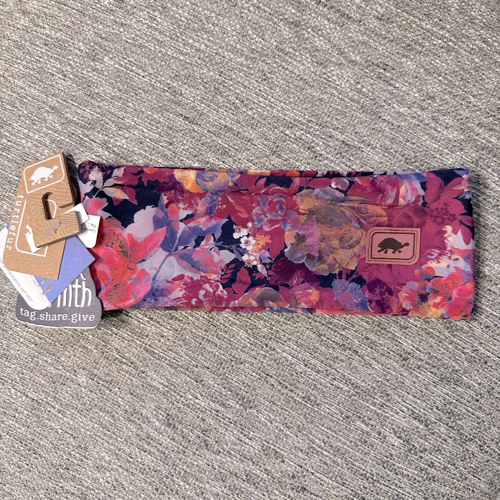 ⭐️NWT- Turtle Fur Reversible Headband